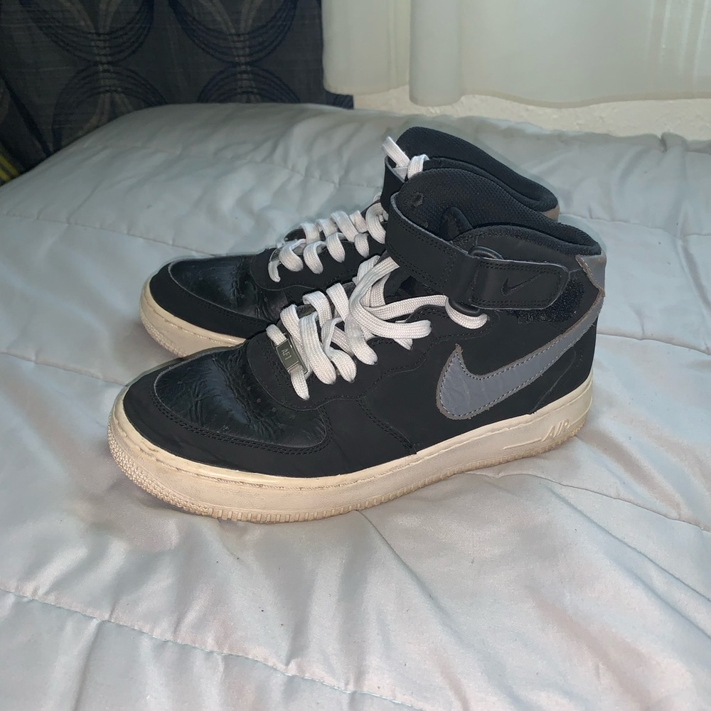 NIKE AIR FORCE ONE BLACK GREY MID VELCRO SNEAKER - Picture 2 of 7
